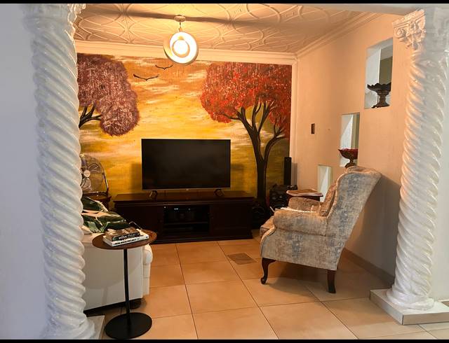 3 BEDROOM HOUSE FOR SALE IN EERSTERUST